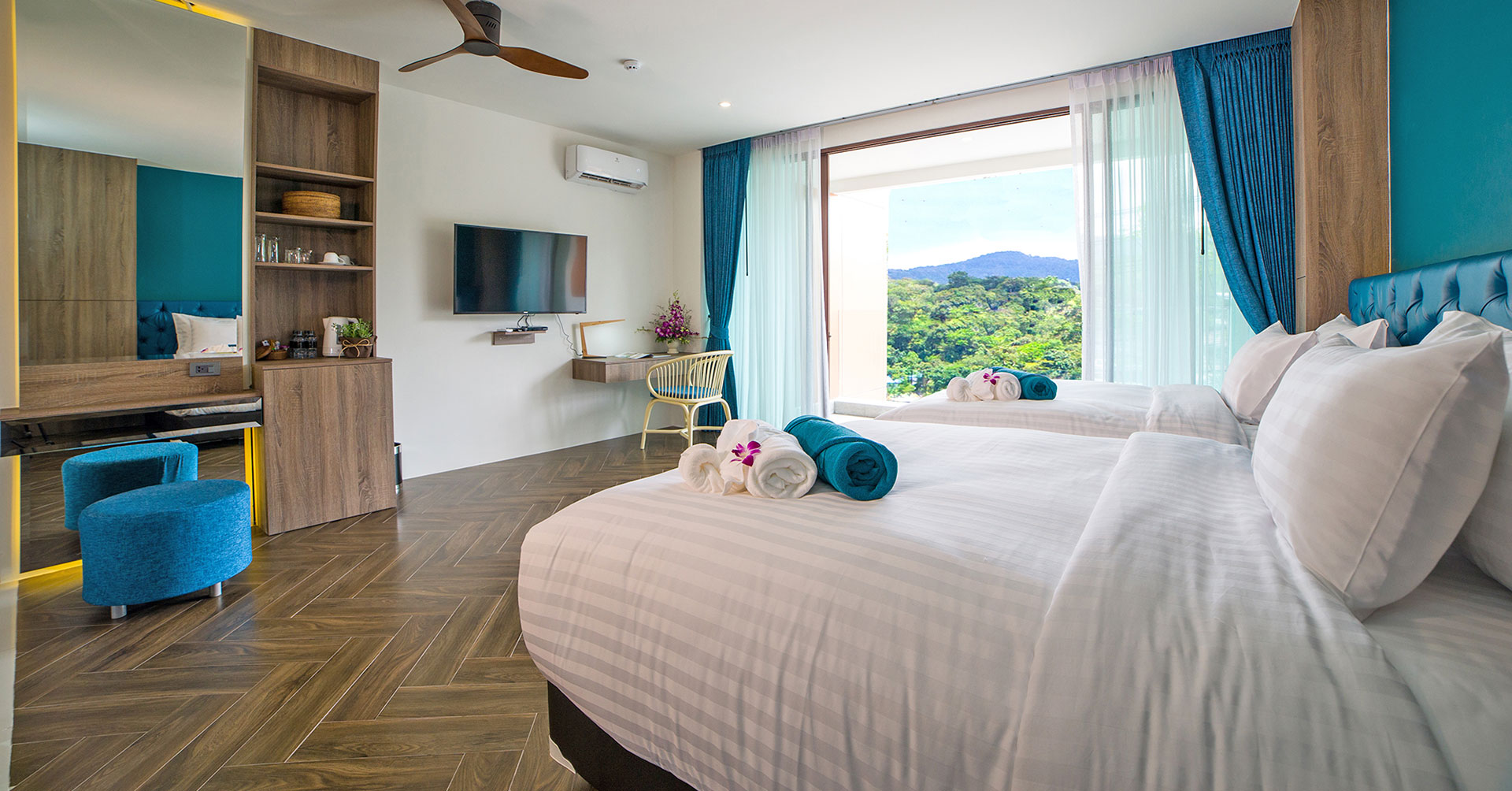 Grand Deluxe Room